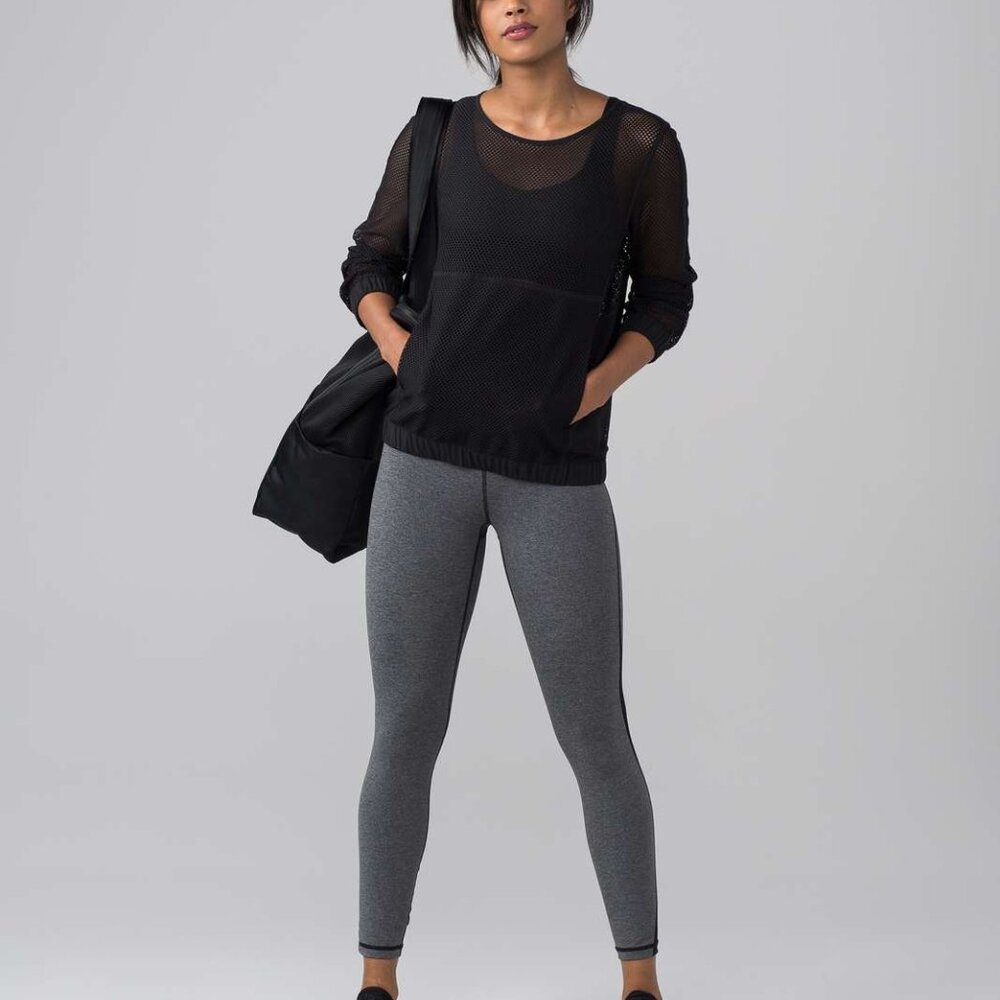 Lululemon Athletica Mesh on Mesh Pop Over Size 8 NWT Black Mesh Sweatshirt - Picture 4 of 10